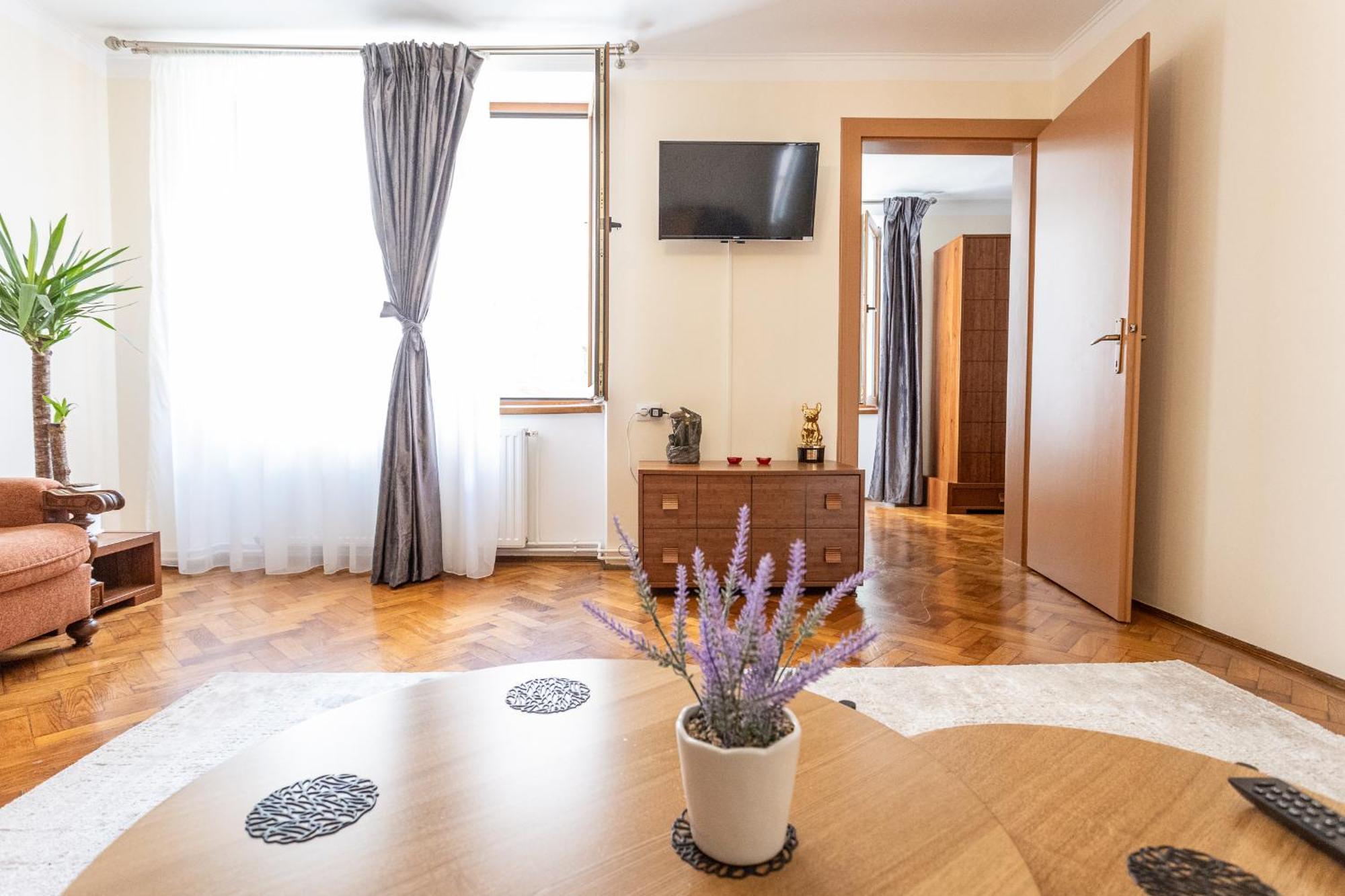 Supreme Deer Apartment บราชอฟ ภายนอก รูปภาพ